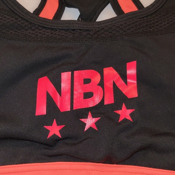 New Balance NB Dry Sports Bra Size Small - Picture 11 of 16